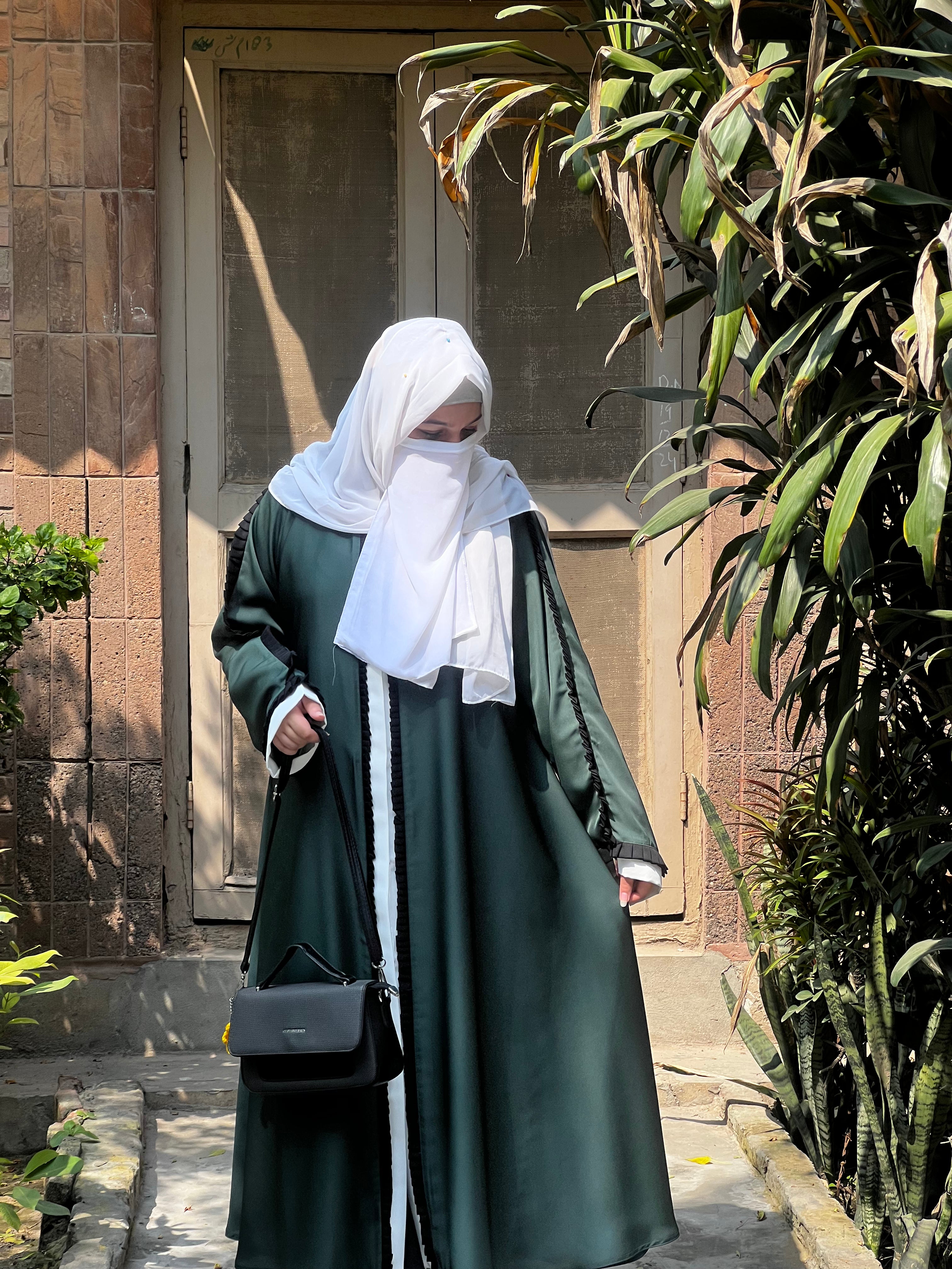 Green-Black Elegant Abaya - E Burqa - Quality Guaranteed GENZ Abayas