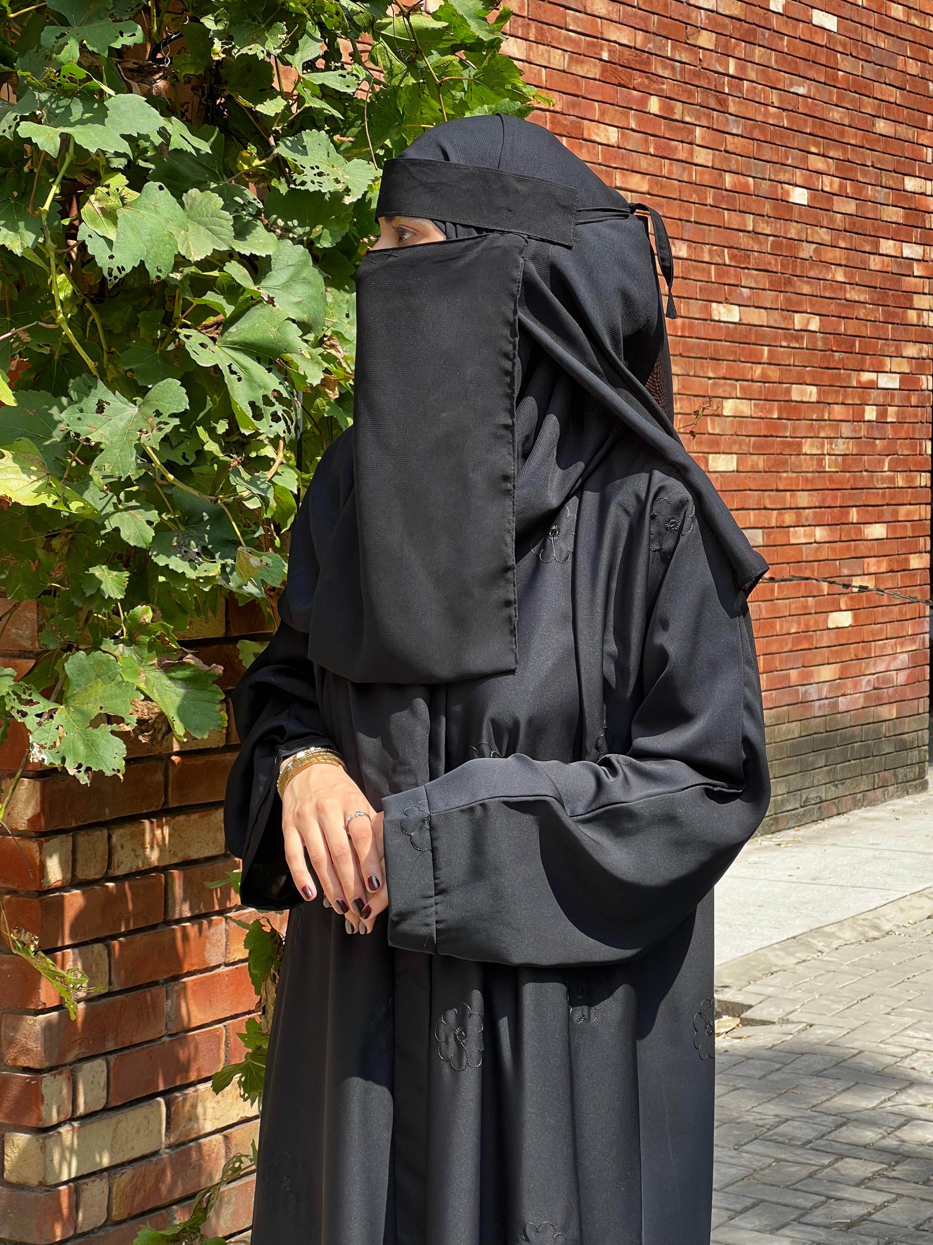 Premium Black with Flowery Karhai Premium Set